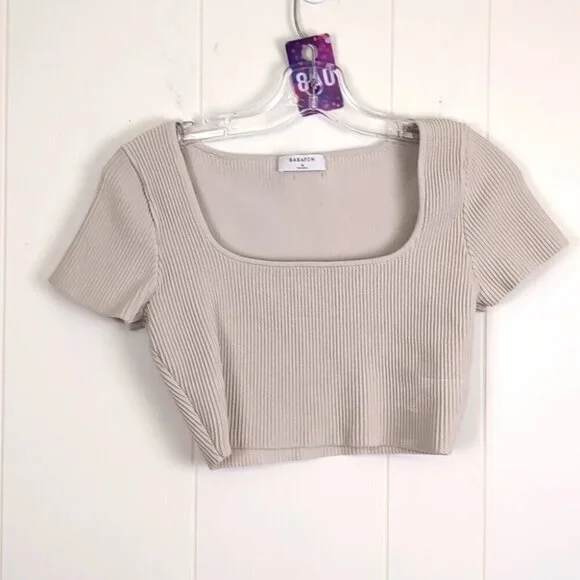 Aritzia babaton sculpt knit square neck crop tee - Picture 2 of 5